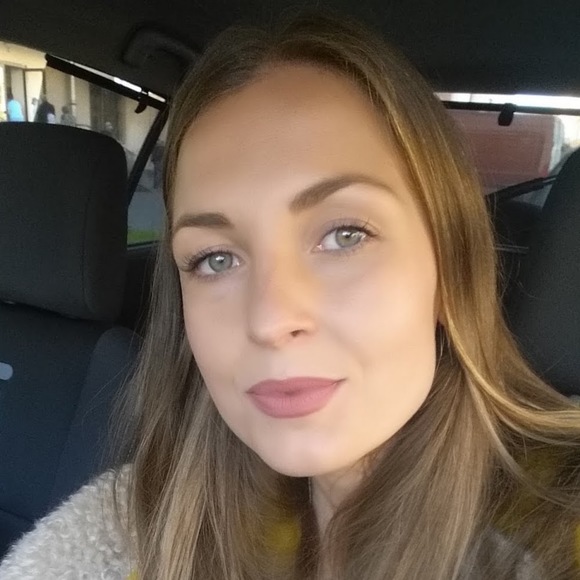 Meet your Posher, Anna - Picture 1 of 1